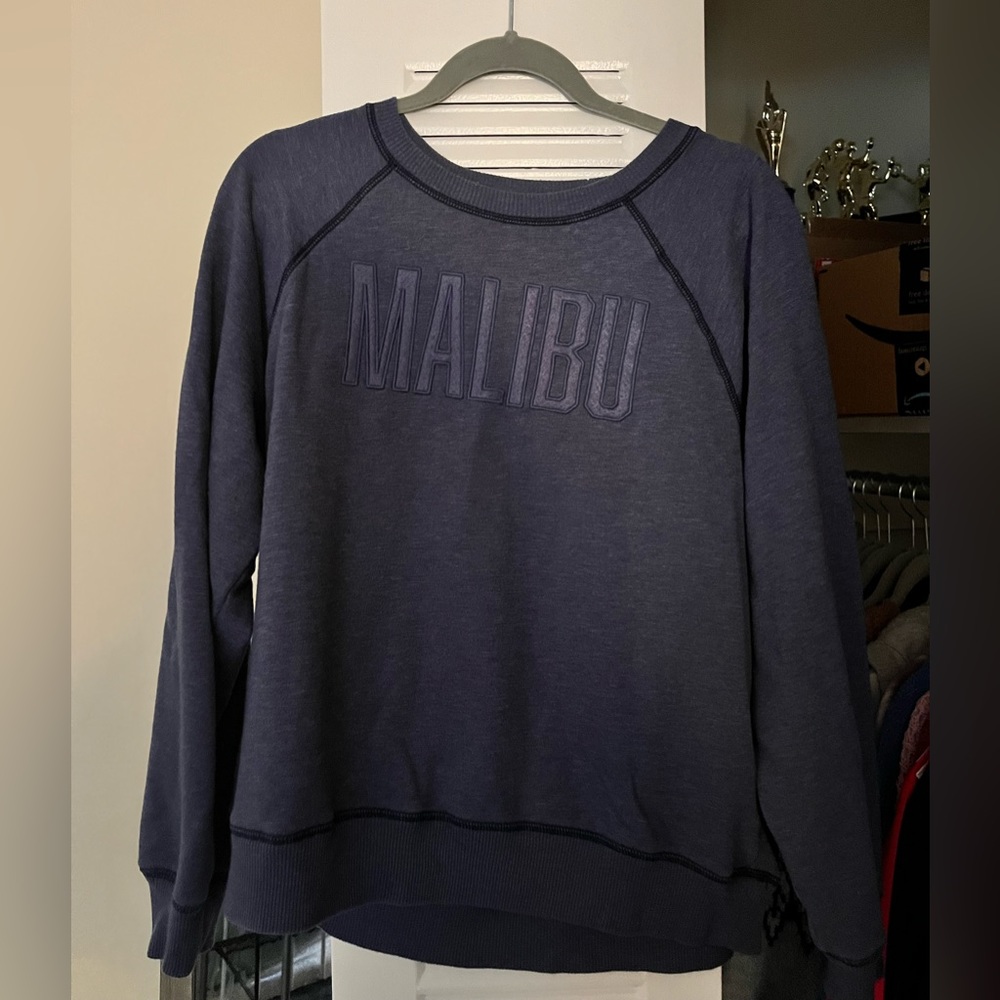 American eagle sweatshirt